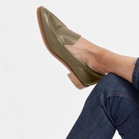 Everlane Shoes - Everlane The Modern Leather Loafers Flats Shoes Olive Green /Taupe Made in Italy